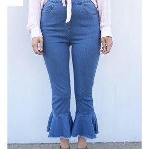 Flounced jeans